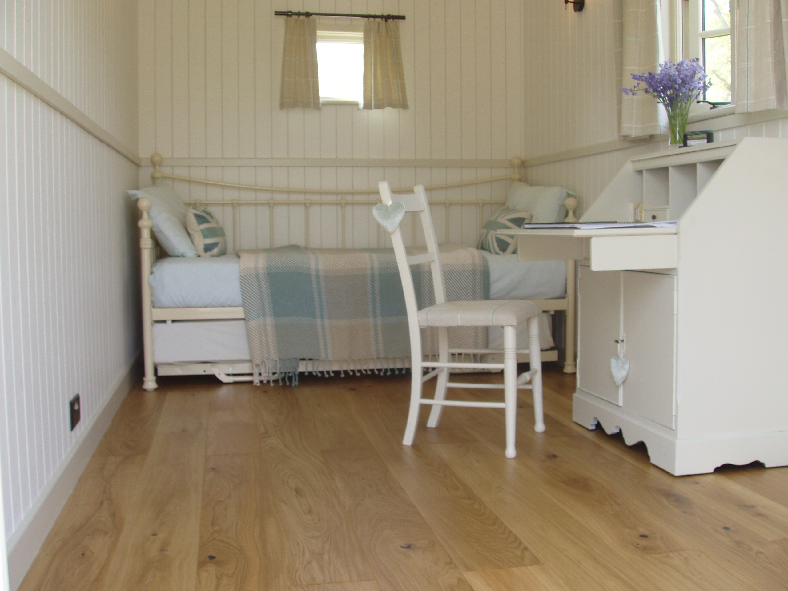 Interior of Shepherds Hut.jpg